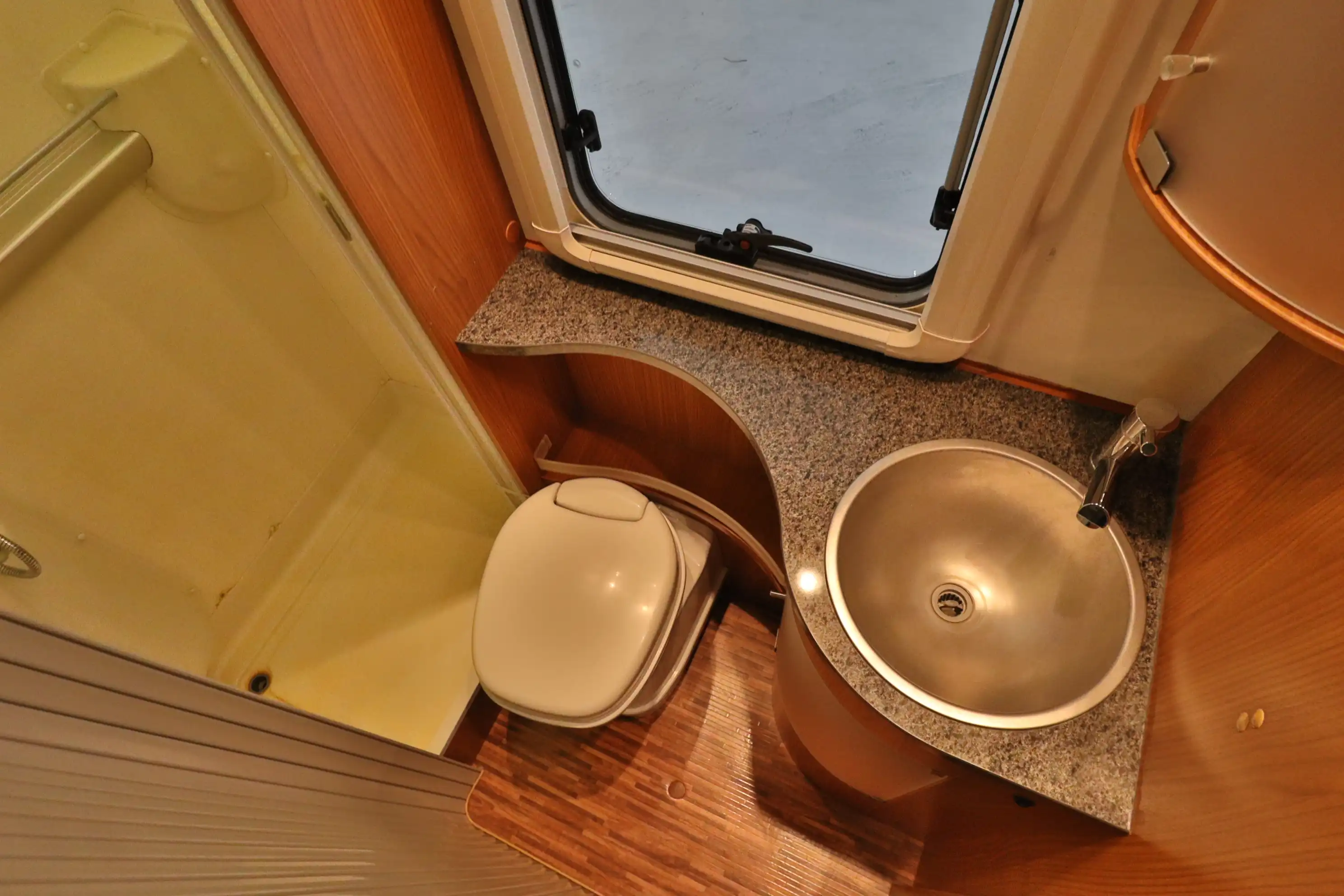 HYMER-ERIBA Tramp 654 SL Gold Edition